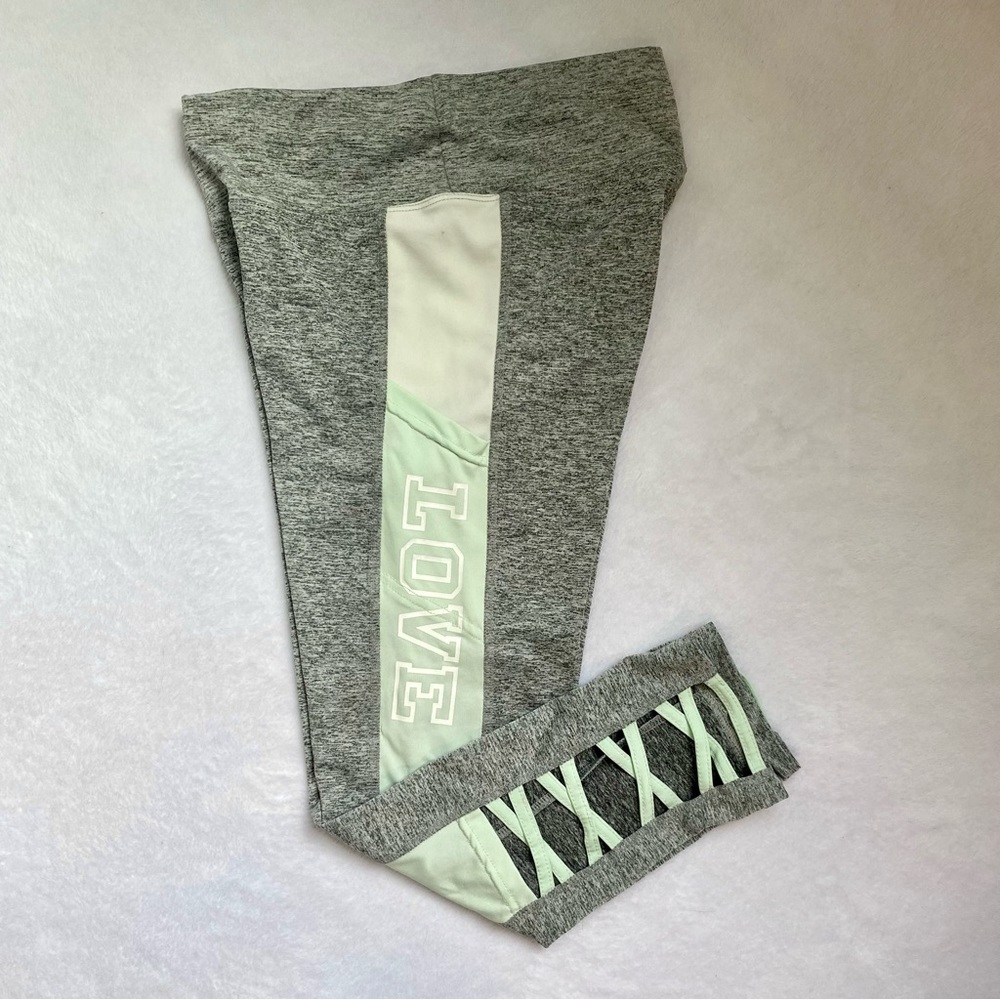 Women’s Cropped Leggings Size S Grey